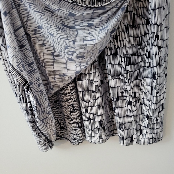 Ralph Lauren Graphic Design Wrap Dress Size 12 - Picture 11 of 14